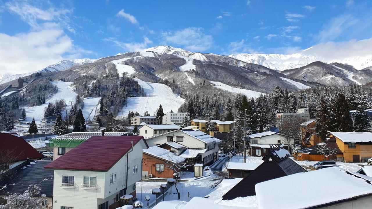 Kokoro Hotel Hakuba Exterior photo